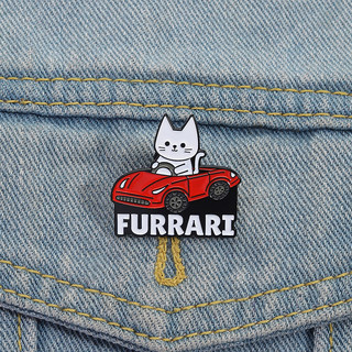 Mèo trắng dễ thương lái xe Ferrari kim loại - Bộ quà tặng cá tính cho bạn bè