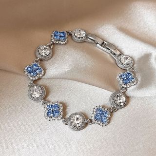 Full Kim Cương Bốn Lá Vòng Tay Cỏ Ba Lá Nữ 2026 Khổng Lồ Đẹp Vòng Tay Ánh Sáng Sang Trọng Cao Cấp Niche Tinh Tế Vòng Tay Hoa Hồng Nữ