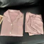 Phụ Nữ Pyjama Châu Âu Đơn Giản Ve Áo Cardigan Tay Ngắn Trang Phục Phong Cách Thanh Lịch Cho Thời Gian Nghỉ Trong Nhà Hàng Ngày