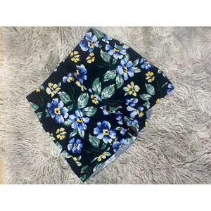 Quần short kỳ nghỉ đi biển mùa hè in họa tiết hoa đầy màu sắc