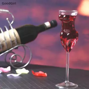 Hình Thân Nữ Cốc Thủy Tinh Đỏ Tiệc Cốc Cotail Kính Bar Club VN