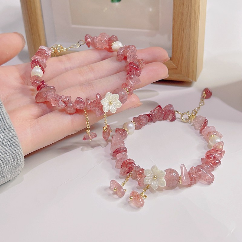 Vòng tay hoa pha lê dâu tây tự nhiên màu hồng phong cách Hàn Quốc