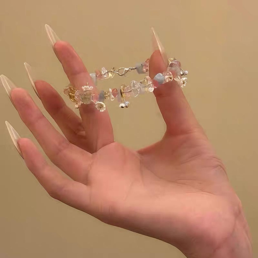 Vòng Tay Nhiều Màu Sắc Với Sỏi, Thiết Kế Tinh Tế Như Hoa Cho Bạn Gái - Quà Tặng