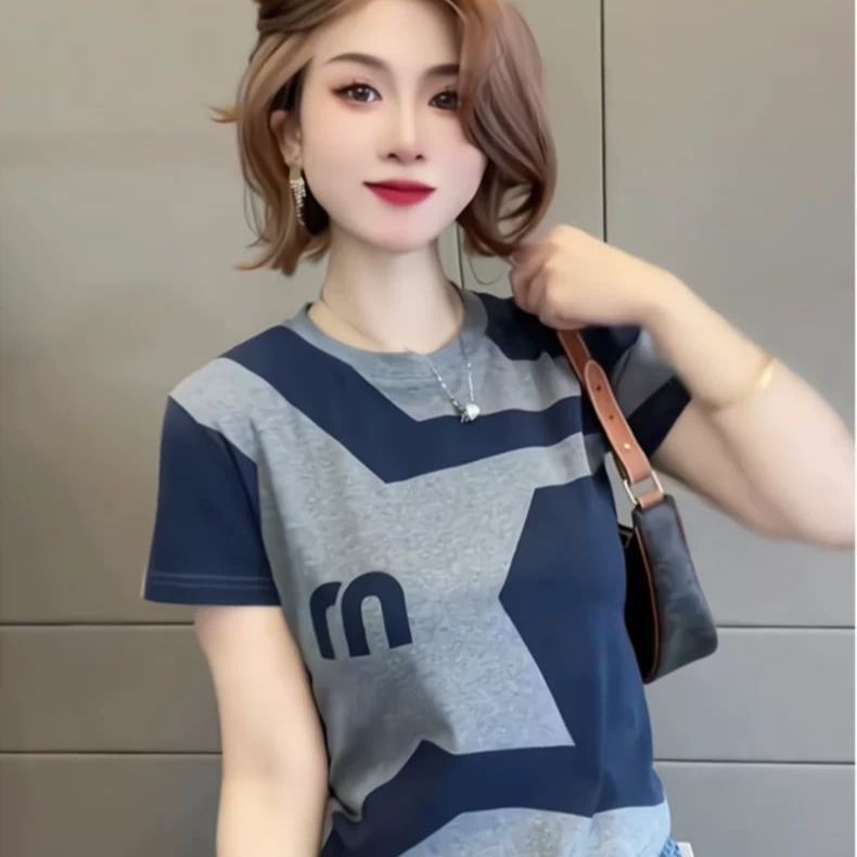 Áo thun nữ tay ngắn in chữ, dáng ôm vừa vặn, phù hợp mùa hè