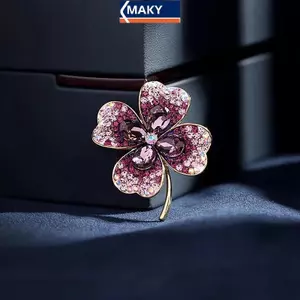 MAKY Phong Cách Văn Học Bốn Lá Cỏ Ba Lá Thổ Cẩm Nữ Cao Cấp Corsage Tính Khí Phù Hợp Với Pin Phụ Kiện Mới Gửi Quà Tặng VN