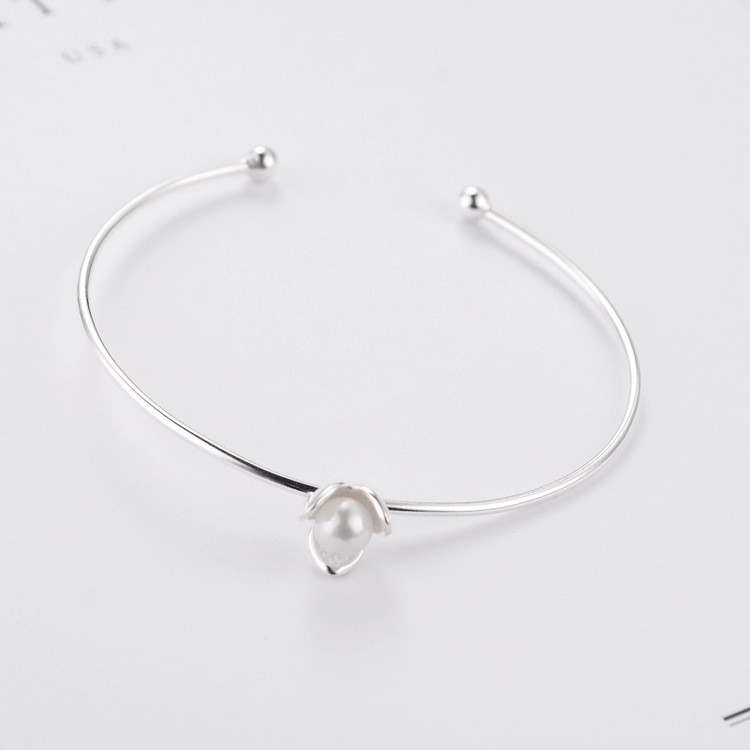 Vòng tay ngọc trai mở hoa nhỏ mới bạc s925
