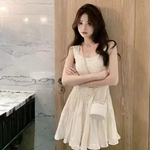 Mùa Hè 2026 Phong Cách Mới Tinh Tế Ánh Trăng Trắng Không Tay Nhẹ Nhàng Cao Cấp Slim-fit Váy Ôm Hơn