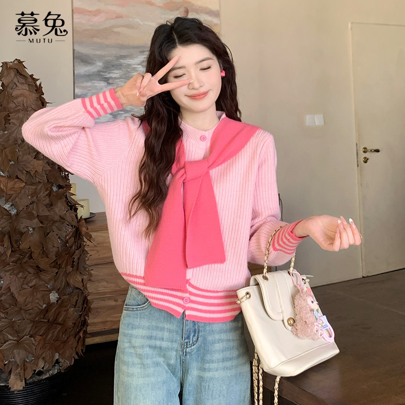 Mutu Preppy Phong Cách Dệt Kim Hàng Đầu Nữ 2026 Mùa Xuân Phong Cách Mới Thiết Kế Niche Rời Tương Phản Áo Len Màu