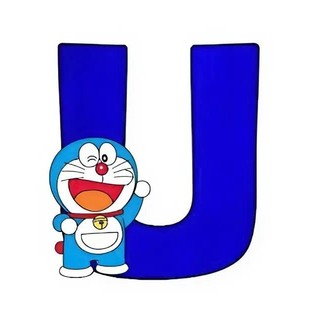 Doraemon móc khóa dành tă với hình Doraemon và chữ cái màu xanh nổi bật