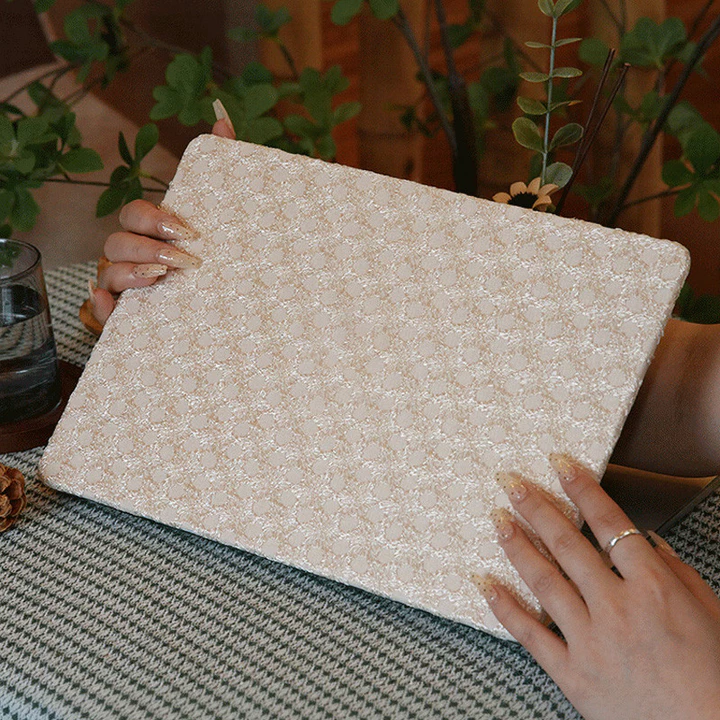 Ốp Lưng Ren Jacquard Cho Macbook Neo 2026 Air M5 M4 M3 A4348 A3449 2022 Air 13,6 M2 Tương Thích Với Pro 14 M5 A3434 A3112 2020 Air Pro 13 M1