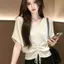 Tay áo búp bê cổ chữ V kiểu Pháp Dây rút không đều Áo len lụa băng dành cho nữ Mùa hè Phong cách mới Slim-fit thon gọn hơn