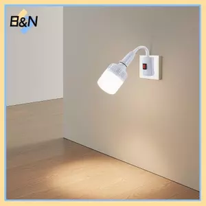 Giá đỡ đèn Soet B & N E27 có công tắc có thể điều chỉnh cho các giải pháp chiếu sáng gia đình.