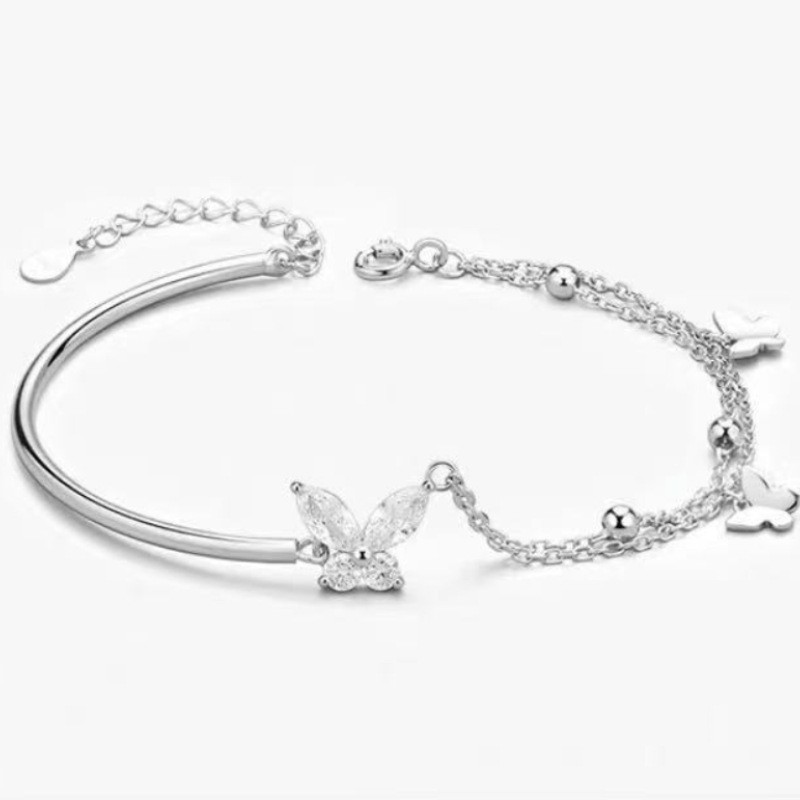 Vòng tay nữ mạ bạc hình bướm tinh tế sang trọng nhẹ nhàng