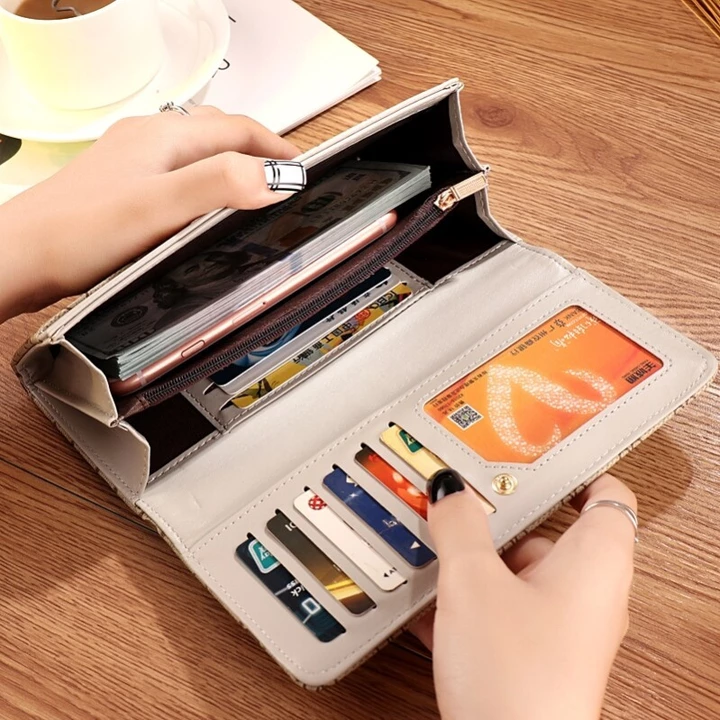 Women's Elegant Card Holder – Large – 5