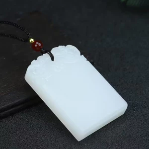 Phong cách mới Đá trắng Ngọc Wuwu Thương hiệu Unisex Mặt dây chuyền
