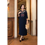 M COLLECTION | Váy Đầm Suông Xẻ Tà Nữ Trung Niên Tặng Mẹ Linen Thêu Hoa Thổ Cẩm Tay Lỡ Cổ Trụ D12933 — ảnh 5