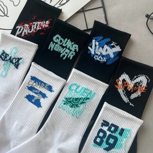 Tất dài bằng cotton nguyên chất, thoáng khí và chống trượt - Phù hợp cho thể thao và bóng rổ