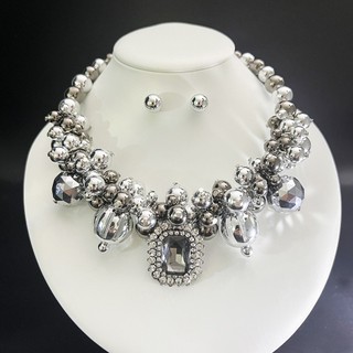 Đồ trang sức cổ điển: Dây chuyền ngắn ngọc trai giả, choker sang trọng, phù hợp cho các bữa tiệc