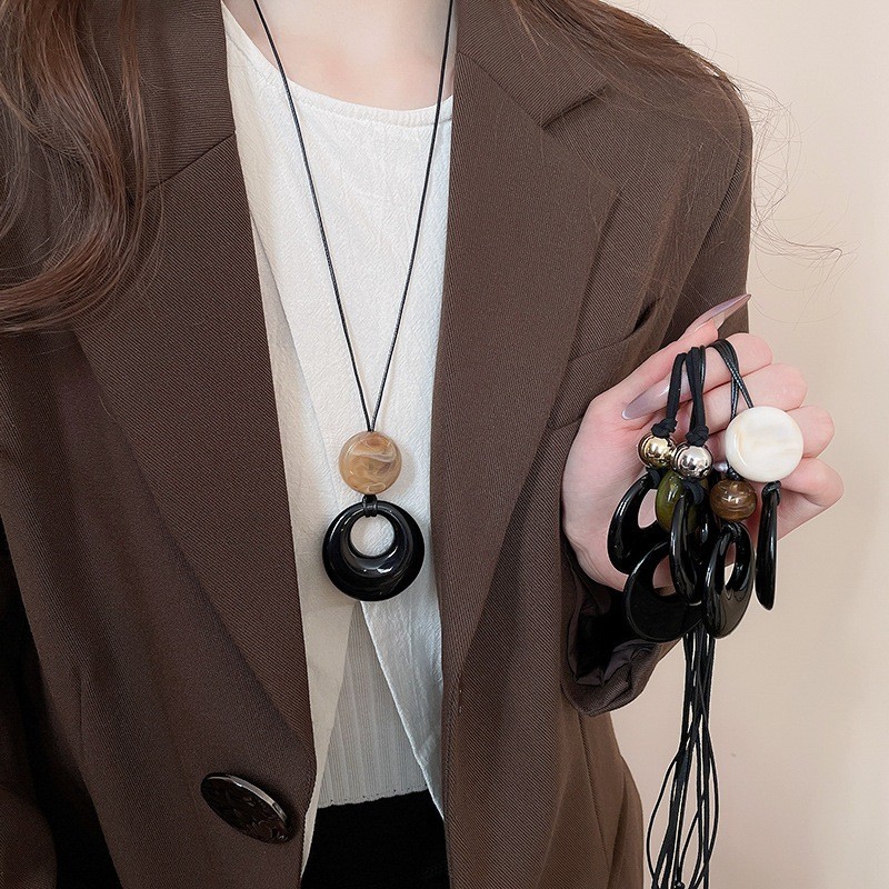 Vòng cổ nhựa tròn đơn giản, style retro, phụ kiện thời trang cá tính