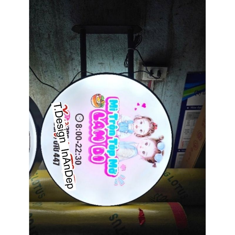 Biển quảng cáo hút nổi, có đèn, KT 60CMX60CM,  2 MẶT, CÓ THANH TREO, FREE THIẾT KẾ