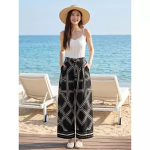 Quần ống rộng nữ CARDINA chất liệu đũi dài suông họa tiết 6QDR03