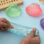 FUHUIOT Seashell Fidget Đồ chơi cảm giác, Kết cấu Maltose Đồ chơi bóp phục hồi chậm, Đồ chơi ghim di động Sáng tạo Handmade Vỏ lấp lánh Đồ chơi Squishy Sử dụng trong lớp học