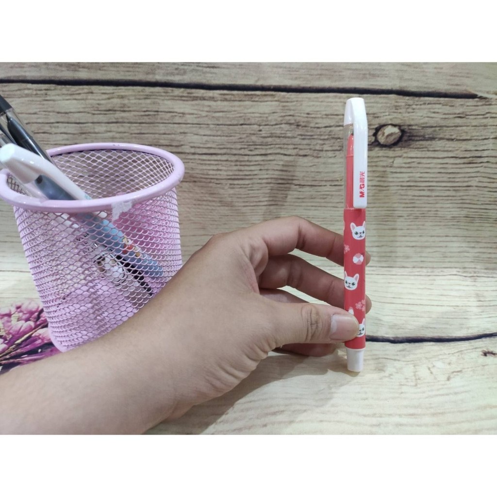 "Bút Máy M&G AFPM0107 - Chất lượng bút mực cho viết lách chuyên nghiệp"