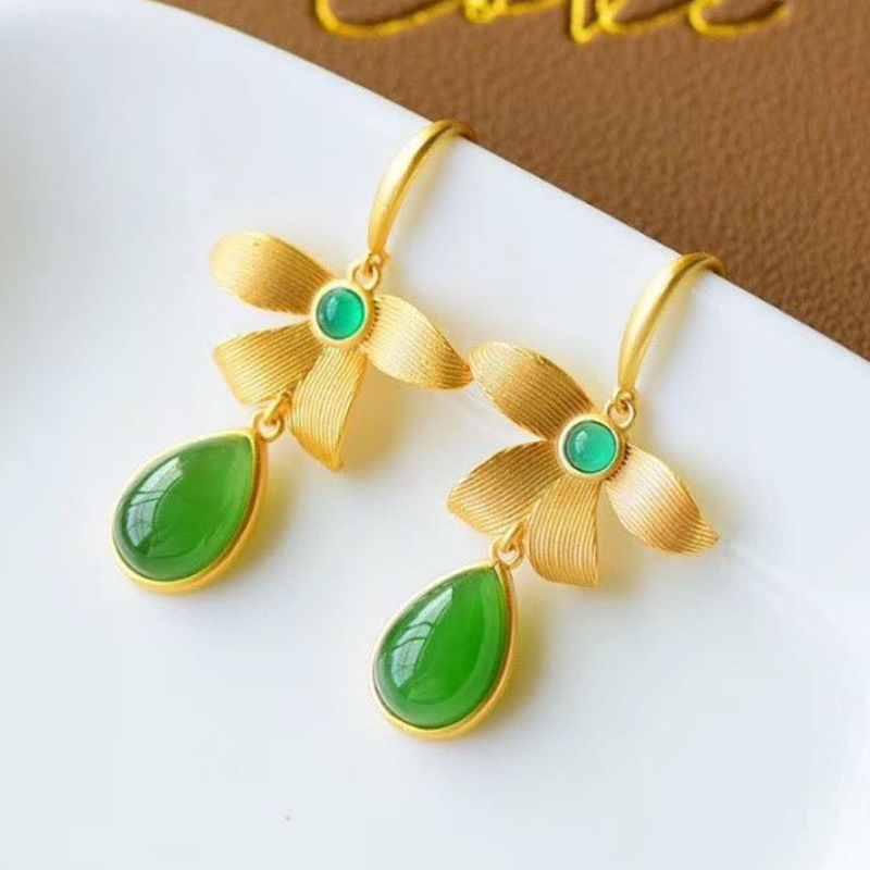 Bông tai bướm ngọc bích tự nhiên màu xanh lá cây
