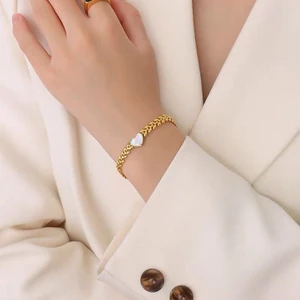 Vòng tay thép Titan hình trái tim, thiết kế đơn giản và retro, không phai màu