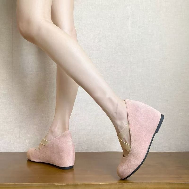 ✨Spot】Mary Jane Giày Nữ Kiểu Hàn Tối giản Đế nâng cao 6cm Dễ phối đồ Đế êm Thon gọn chân Giày