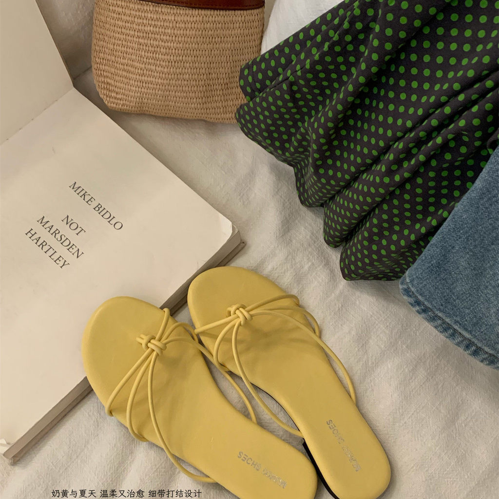KD Dây Đeo Mỏng Flip-Flops Flat Flip-Flops Nữ 2026 Kỳ Nghỉ Hè Phù Hợp Với Giày Sandal Sang Trọng Dép
