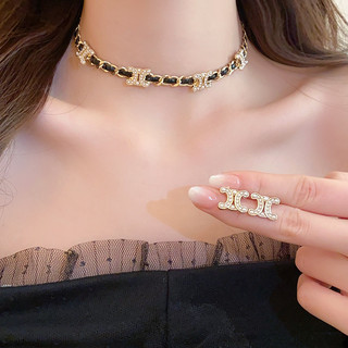 Vòng cổ ngọc trai và da dệt thời thượng, thiết kế đơn giản với vẻ đẹp cổ điển