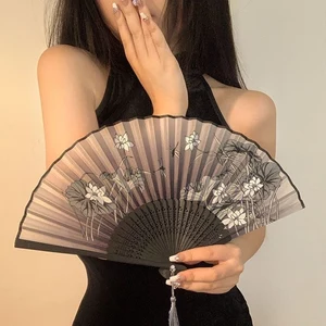 Quạt cầm tay Trung Hoa cổ điển họa tiết mực đen, quạt gấp phong cách sườn xám, phụ kiện chụp ảnh phong cách cổ trang
