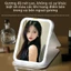 Gương trang điểm LED được trang bị chân đế, có thể gập lại, dễ dàng di chuyển và mang theo.