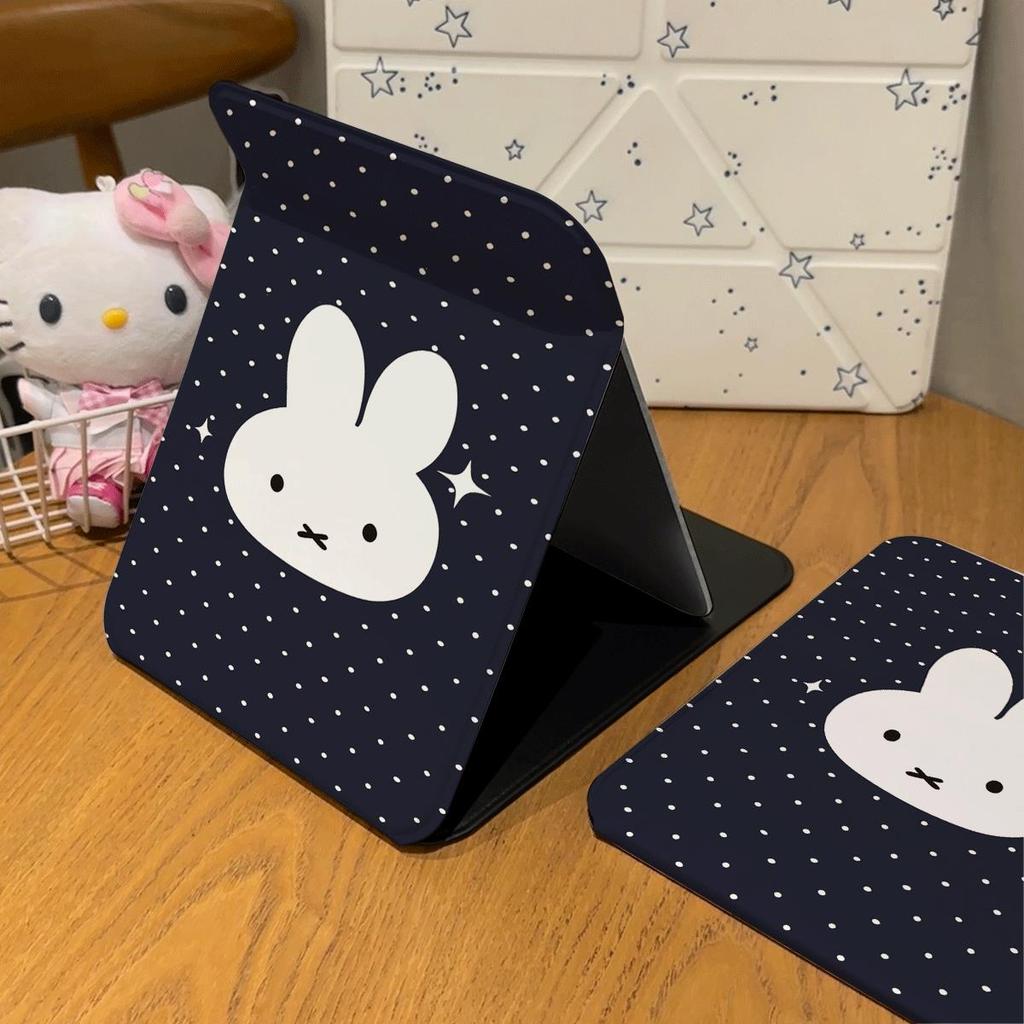 Gương gấp mini họa tiết thỏ Miffy nền đen chấm trắng gương mini