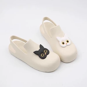 Sandal sục nữ đi mưa chống trơn trượt