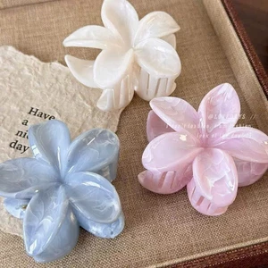 Kẹp tóc hoa sứ hoa ly iLita kẹp càng cua đẹp cho nữ đẹp hottrend nhiều màu sắc phong cách Hawaii, cặp búi tóc cute