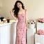 Váy yếm in hoa hồng hồng, giảm béo và thanh lịch, có eo ố dành cho nữ