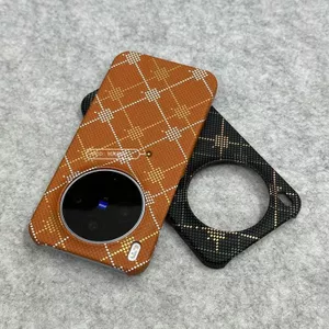 Thích hợp cho ốp điện thoại vivoX300 Kết cấu sợi Carbon X300Pro Vỏ cứng kẻ sọc lụa vàng phát sáng không bao gồm tất cả