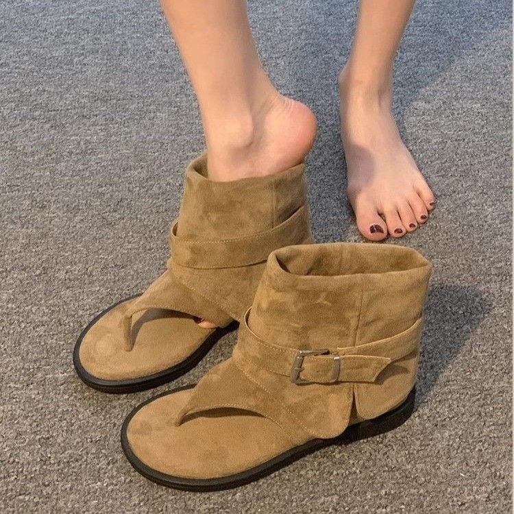 Sandal boot nữ cá tính cổ ngắn dép xỏ ngón thời trang độc lạ, đế thấp nhẹ êm chân phong cách streetwear