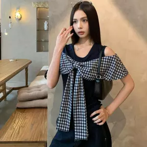 Áo thun ngắn kẻ sọc quây Thắt nơ khâu nữ mùa hè Phong cách mới Thiết kế thời trang Sense Slim-fit Top