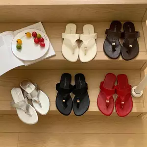 TT Phiên Bản Hàn Quốc Tính Khí Khóa Kim Loại Flip-Flops Giày Nữ Dép Đi Biển Bằng Giày Sandal Phù Hợp Với Da