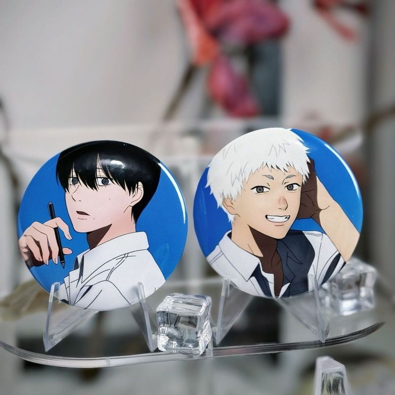Huy hiệu mùa hè Hikaru chết 58mm Thiết kế màu xanh kim loại chống gỉ Trang trí cho túi The Summer Hikaru Died Badge