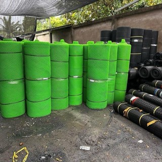 Lưới mắt cáo xanh đen. Cao 1M5 dài 10M( hàng loại A) lưới dùng để lót sàn. Nuôi gà nuôi vịt. Bao độ bền từ 5 đến 10 năm