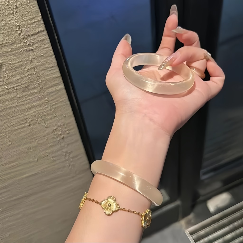 Vòng tay đá mắt mèo băng ánh trăng màu trắng tươi