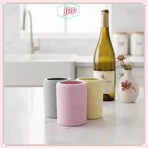 Bình Nước JRP Tay Bảo Vệ Silicon 500ml 750ml Vỏ Cách Nhiệt Bền Đẹp Cho Tay Cầm An Toàn Tại Nhà Và Ngoài Trời JRP