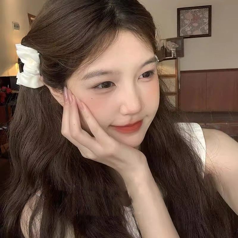 Kẹp tai Elf bên nơ nhỏ