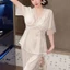 Bộ đồ ngồi cổ chữ V dành cho nữ có viền ren áo ngực tích hợp để thư giãn trong nhà và sử dụng giải trí hàng ngày vào mùa xuân và mùa hè