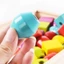 Câu đố ghép hình dạng màu QEARY, Trò chơi kết hợp đầy màu sắc Đồ chơi bằng gỗ, Thiết kế đính cườm cho trẻ em Chất liệu gỗ Đồ chơi đính cườm đầy màu sắc ngộ nghĩnh Đồ chơi trẻ mới biết đi
