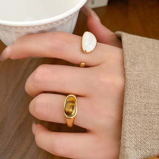 Nhẫn vàng 18k hổ mắt đá hình bầu dục mở, phong cách cổ điển sang trọng, đa năng